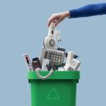 plástico reciclável nos na industria eletronica